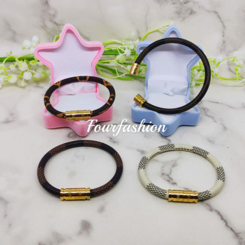 Fourfashion Gelang Tangan Kulit Magnet Titanium Kekinian TH017