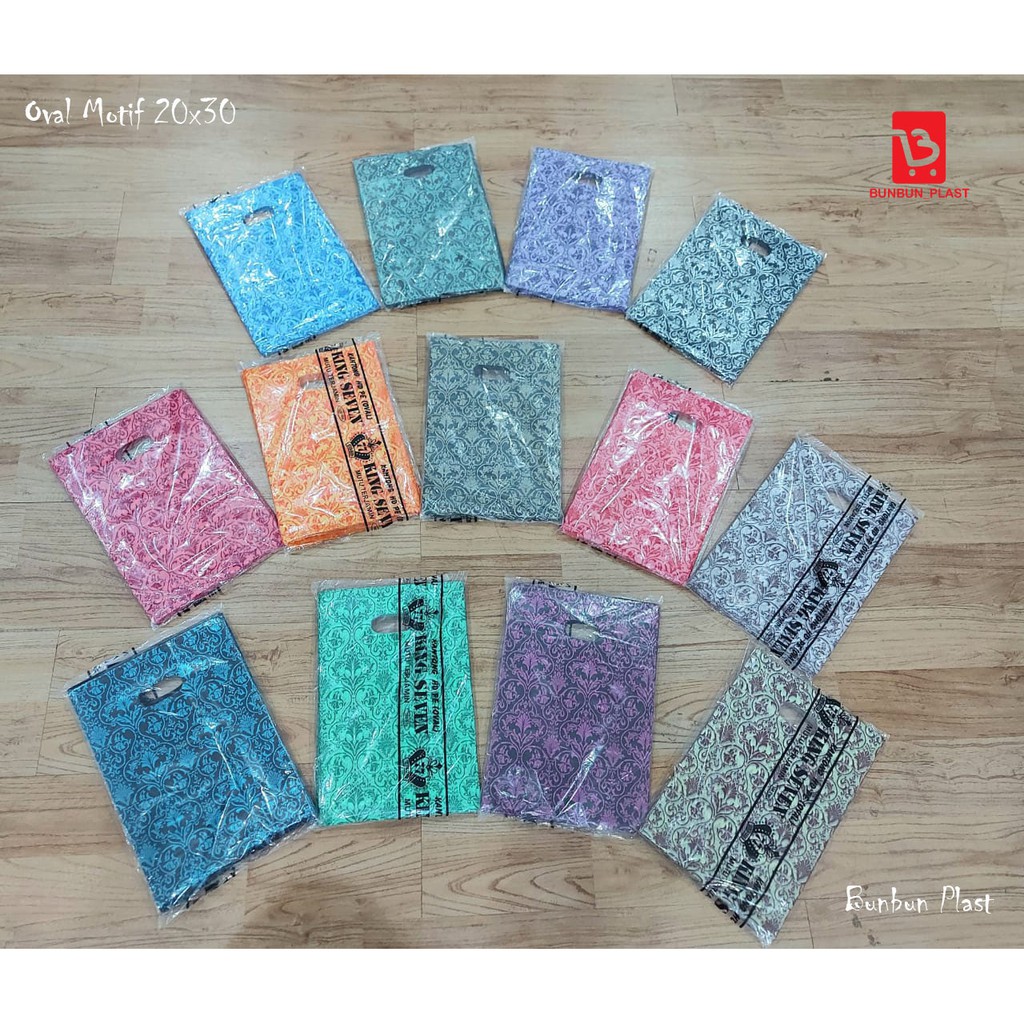 

Plastik Pond Oval Motif 20x30 (batik)