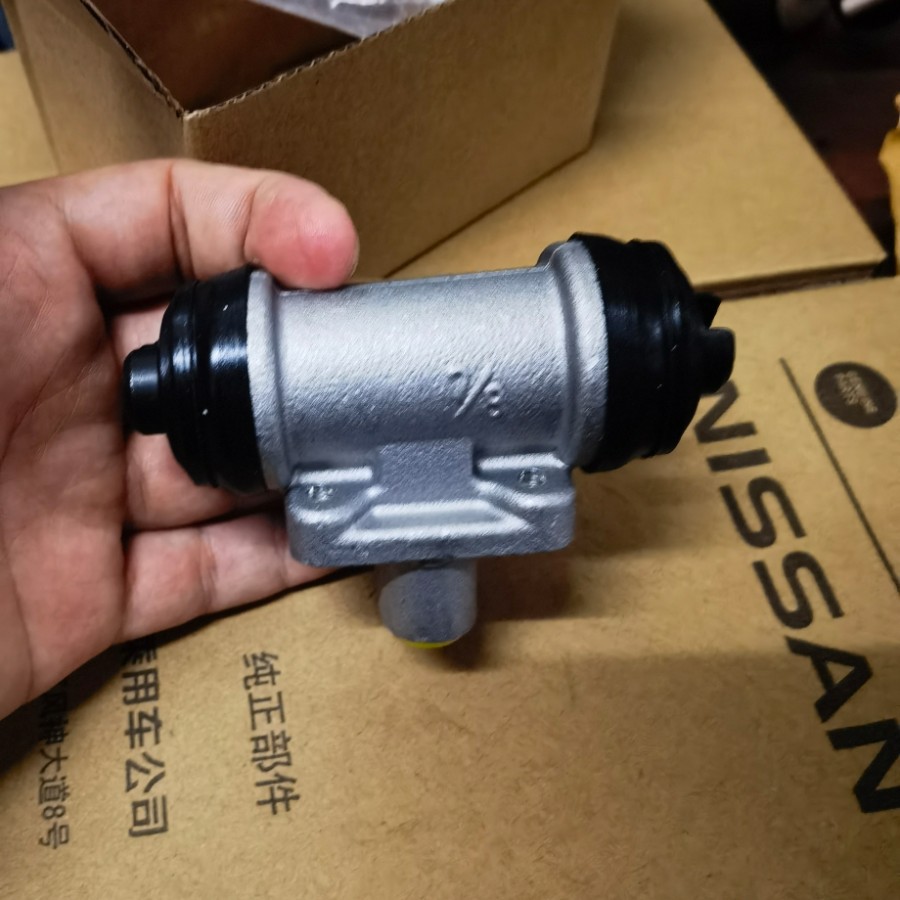 Wheel Cylinder Navara D40 Master Rem Brake sepasang