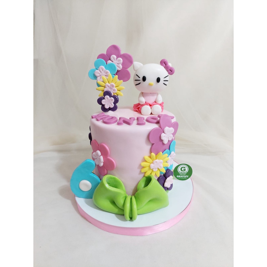 

kue ulang tahun hello kitty dobel cake diameter 15cm
