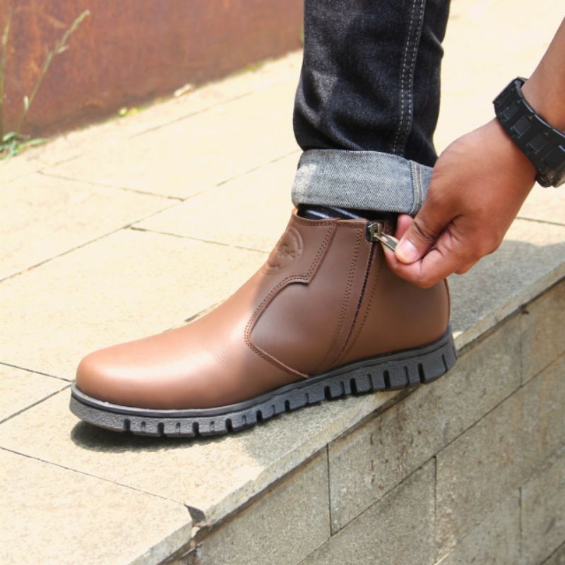 Sepatu Boots Fashion Pria Casual Kulit Asli Sapi Original Bradleys Boot Resleting Zipper Pull Up Leather