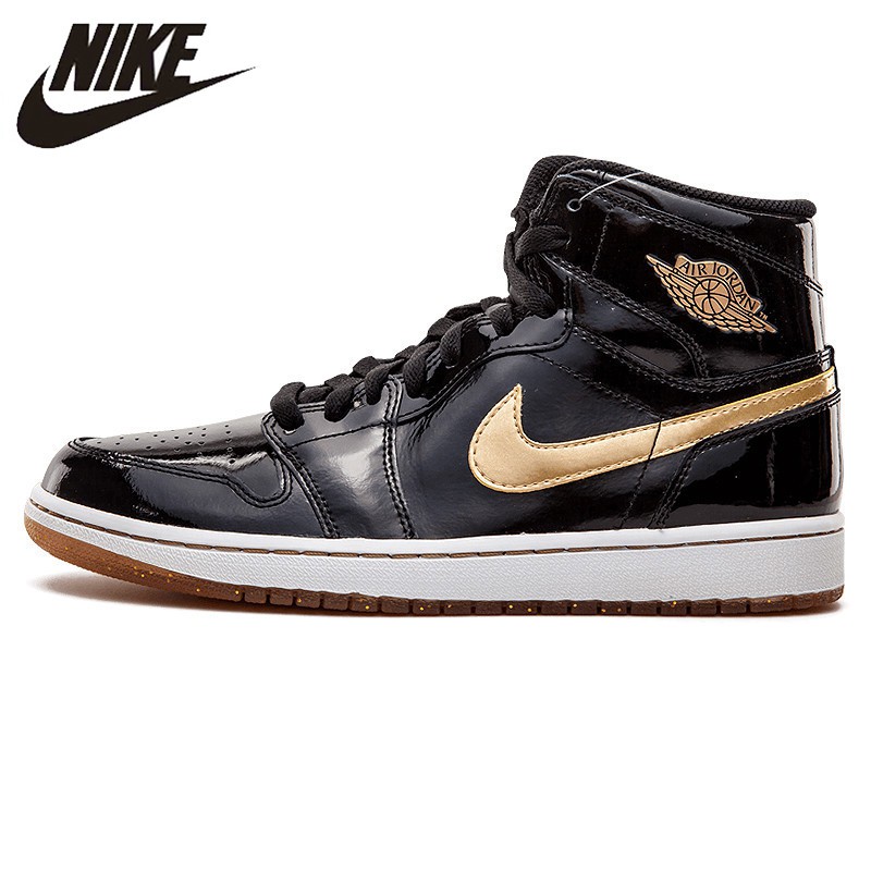 Sepatu Basket Model Nike Air Jordan 1 Retro High OG Joe Sepatu Basket Model Nike Air Jordan 1 Retro High OG Joe