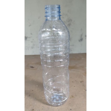 Botol bekas aqua