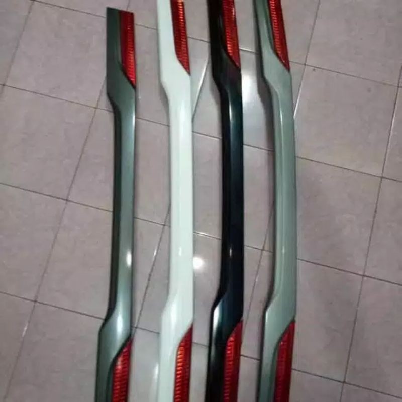 Trunklid innova reflektor warna body colour trunklid Grand Innova body colour