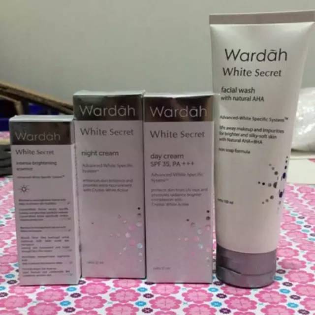 PAKET WARDAH WHITE SECRET