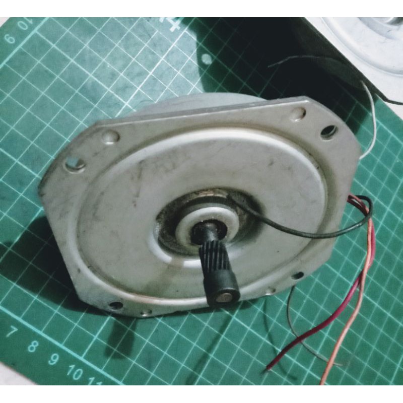 DINAMO SERVO DC 24V 2900RPM EX FOTOCOPY