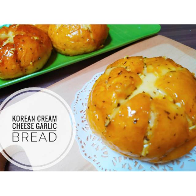 

Korean Cream Cheese Garlic Bread