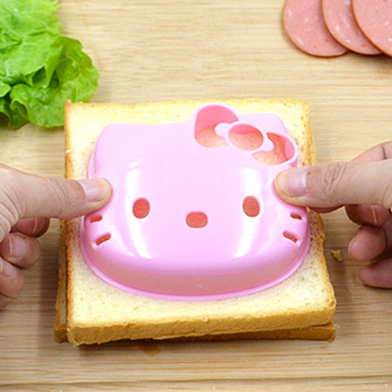 Cetakan roti nasi karakter hello kitty beruang mobil sandwich rice mold /cetakan nasi hello kitty/cetakan roti karakter/cetakan bento kereta cetakan roti nasi kue mobil car mold bread bento rice telur sandwich Cetakan nasi karakter / cetakan roti tawar