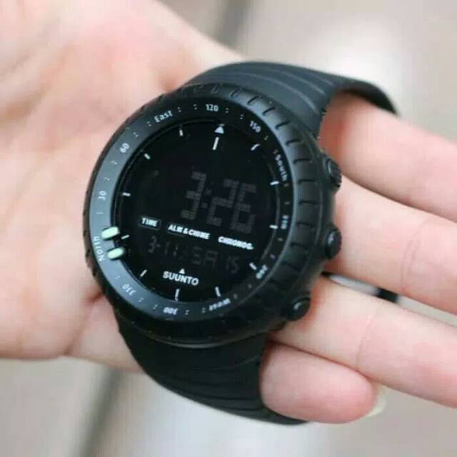 JAM TANGAN SUUNTO CORE