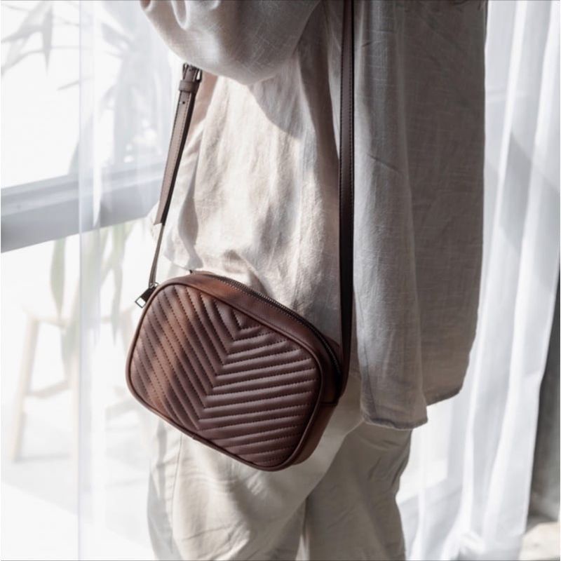 Kanno Sling Bag