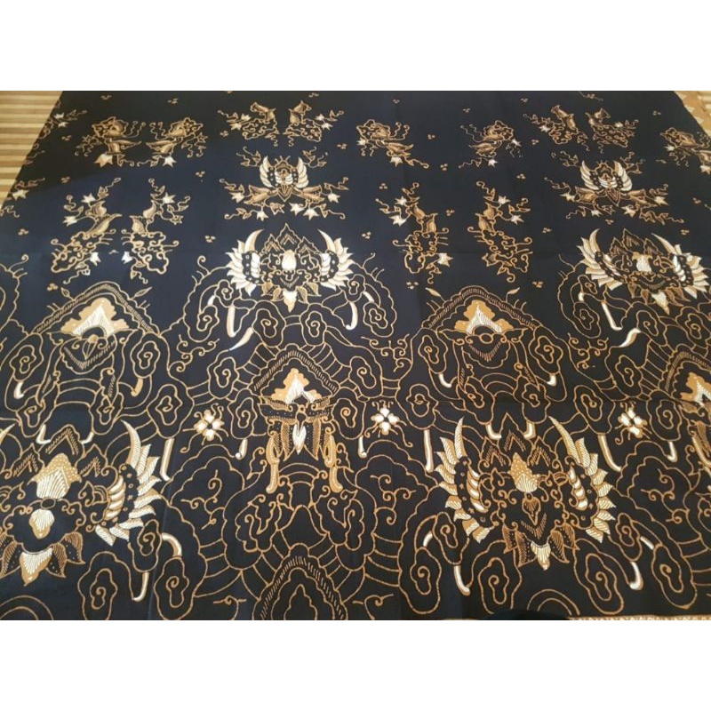Kain Batik Tulis Mega Mendung