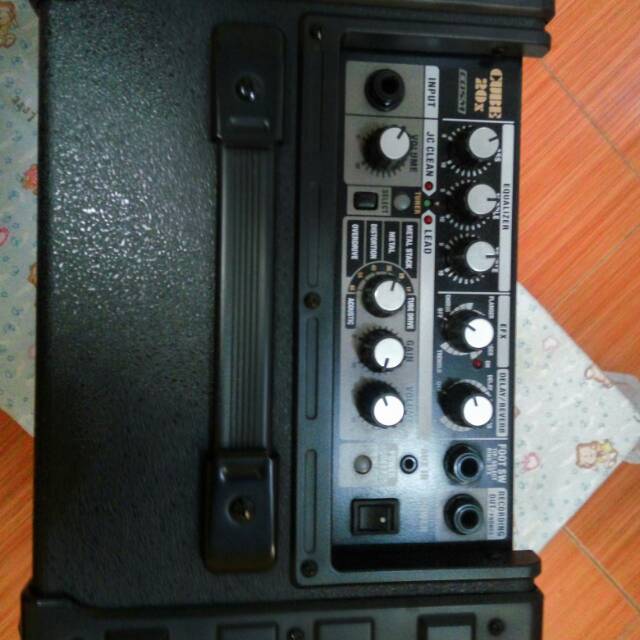 Roland cube 20 x