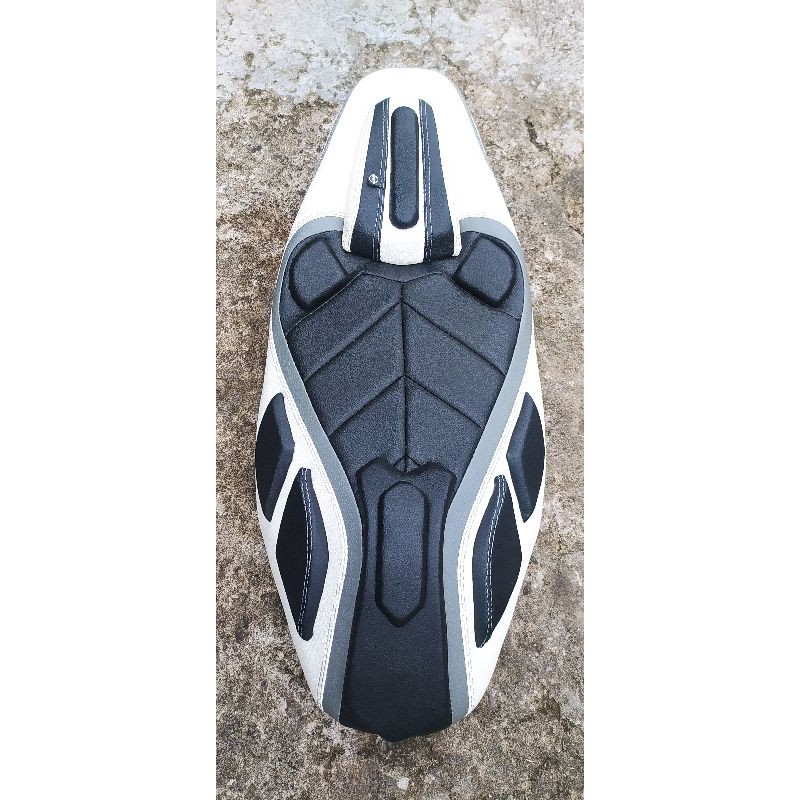 Jok Vario 150 /125 led Vario 150 all new modifikasi MB Tech