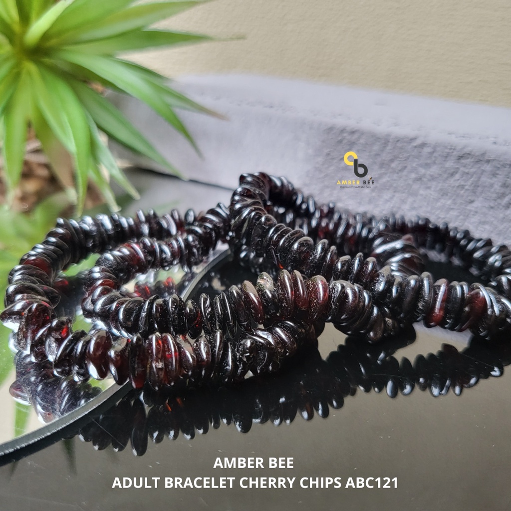 Gelang Amber Dewasa Premium Stretchy Glossy Dark Cherry Chips ABGDCB121 By Amber Bee