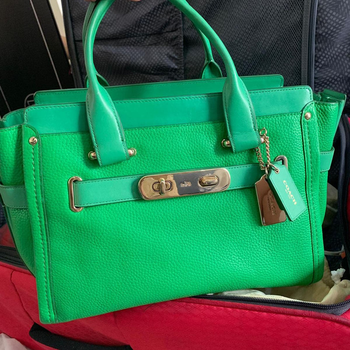 (Preloved) Coach Swagger 33