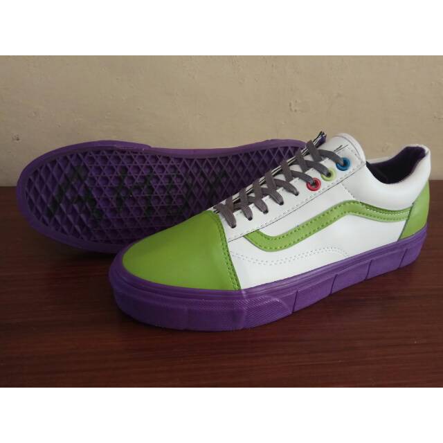 vans toy story buzz lightyear shoes