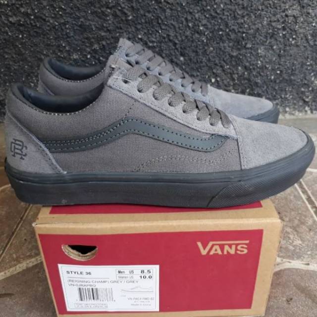 vans old skool reigning champ