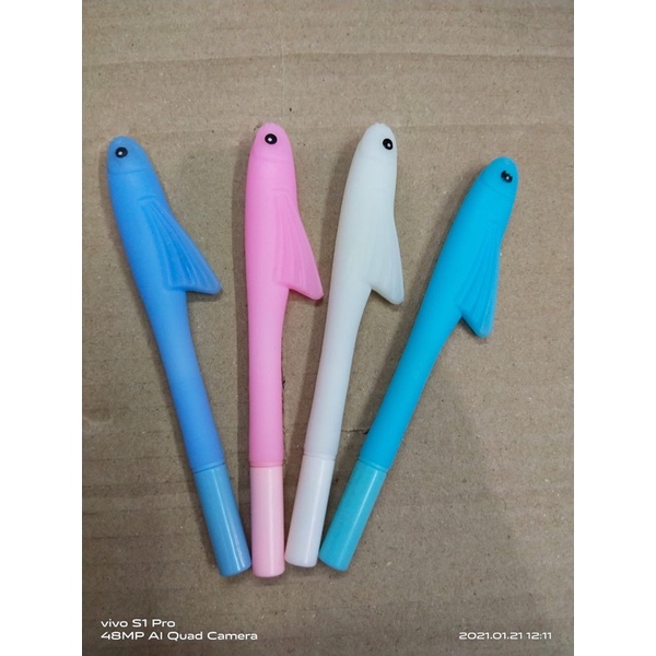 

pen gel bentuk / model set isi 4