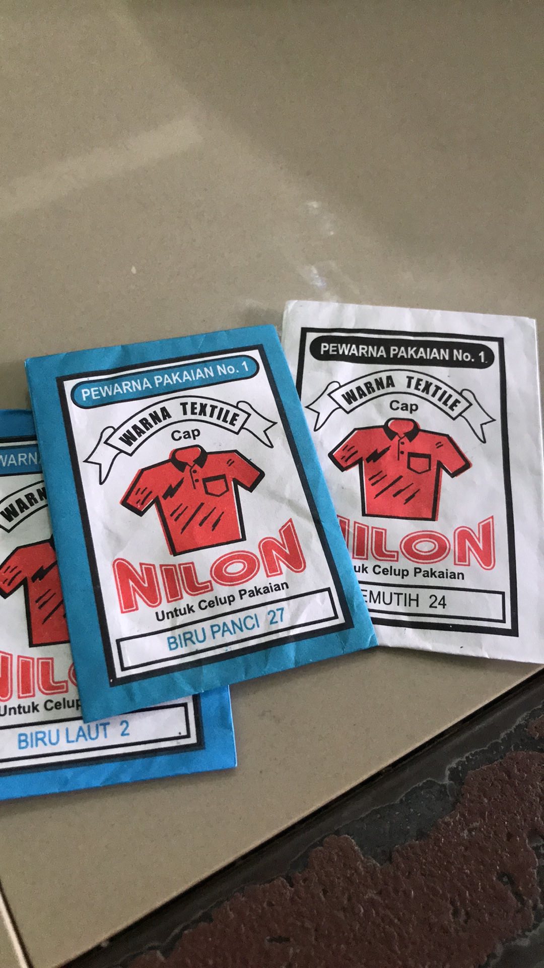 Pewarna Tekstil Pewarna Pakaian Jeans Wantex Cap Nilon 1 Bungkus