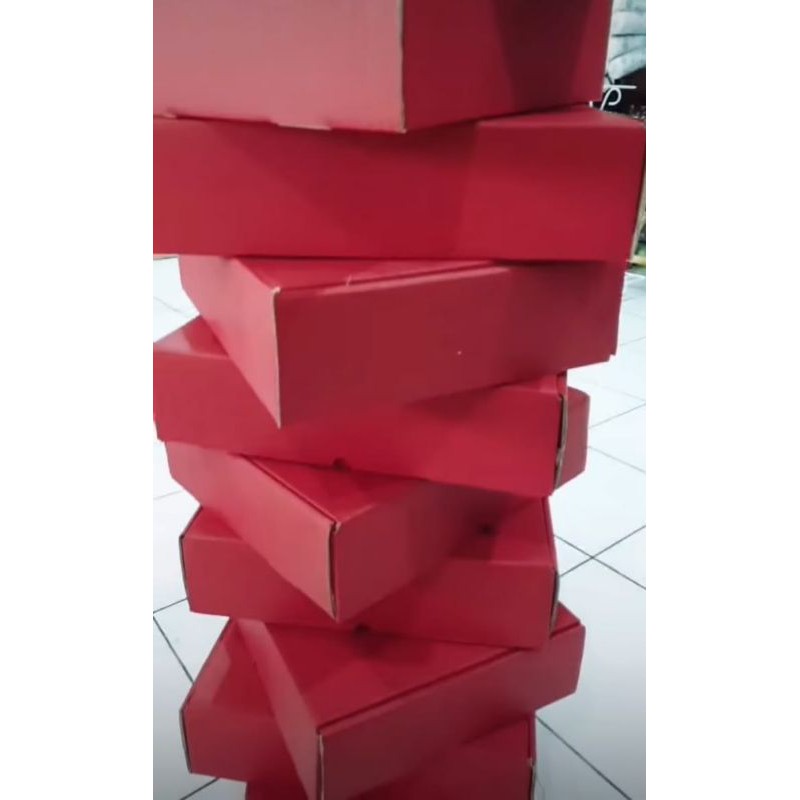 

Box Hampers/ Kotak Kado/ hampers mukena / gift/ hadiah ulang tahun