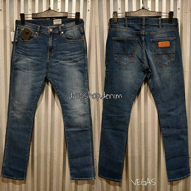 wrangler vegas skinny