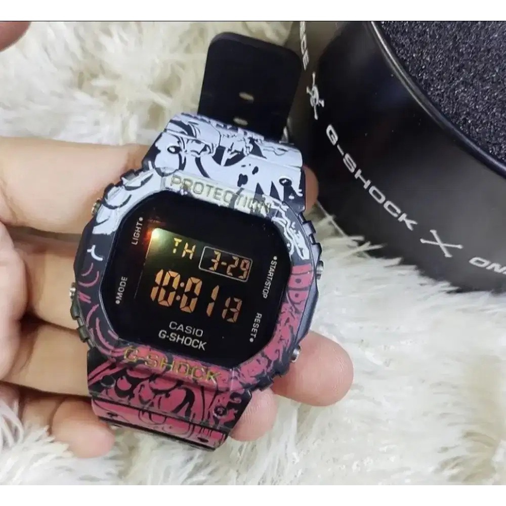 [LIMITED EDITION ] JAM TANGAN PRIA LIMITED EDITION CASIO G-SHOCK DW 5600 DIGITAL x ONE PIECE ANIMASI