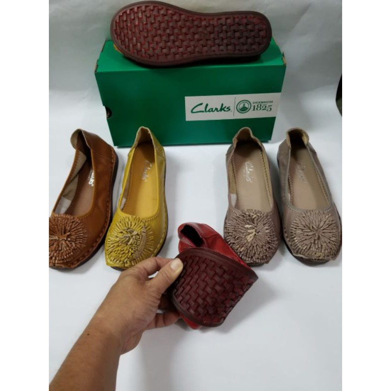 Clarks Bunga Matahari KD889 / Sepatu Clarks Flat leather