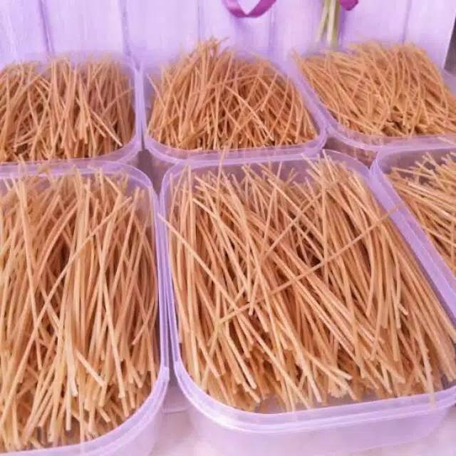 

Mie Lidi Box 500ml berat 150gram