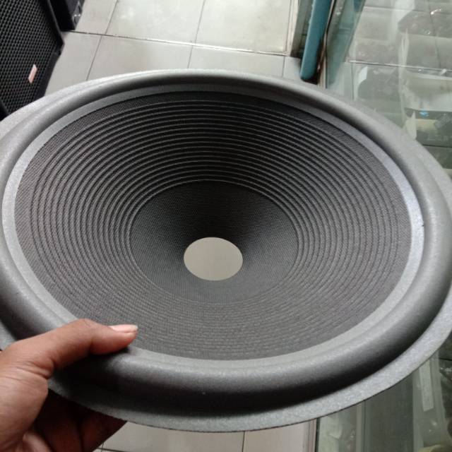 Daun speaker 15 inc Subwofer