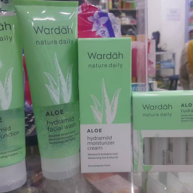 WARDAH ALOEVERA PAKET