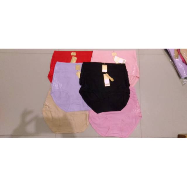 Celana Dalam Exxe Ladies XL