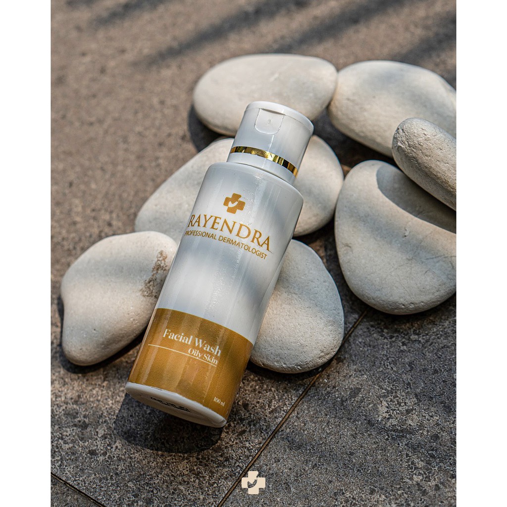 FACIAL WASH OILY (FWO) Rayendra