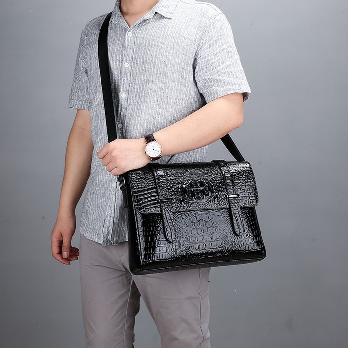 Tas Selempang Kulit Pria Slingbag Mesenger Bag Tas Kantor Croc 8819