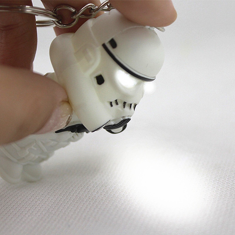 1pc Gantungan Kunci Bentuk Stormtrooper Star Wars Dengan Lampu LED Dan Suara