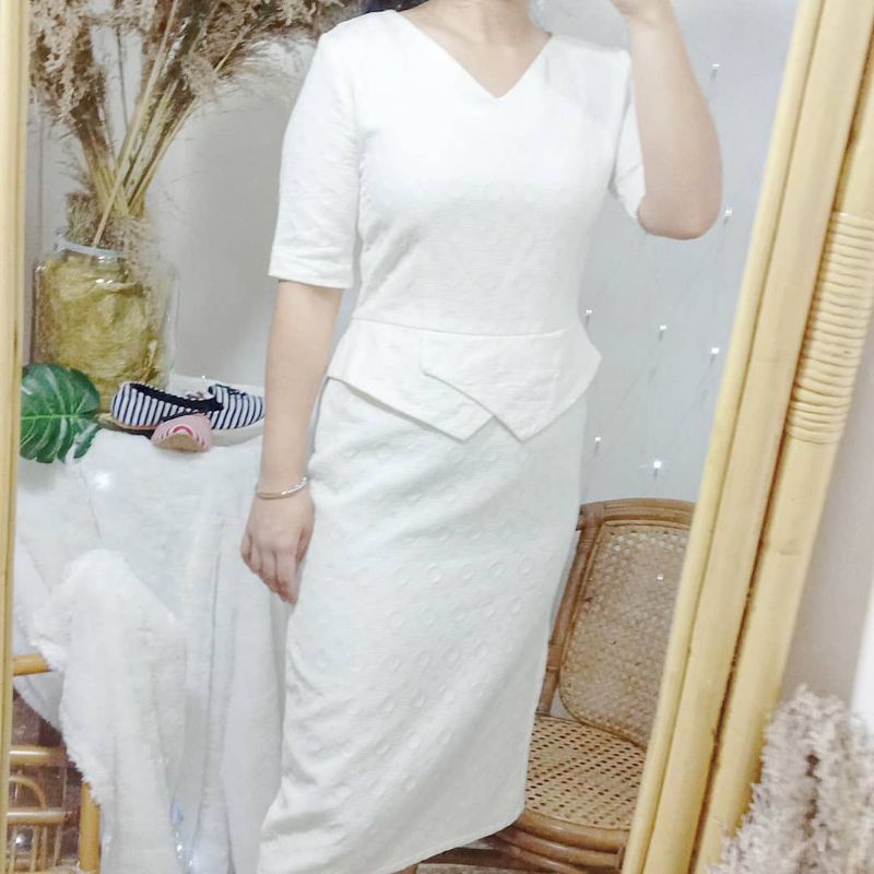 DRESS PUTIH BRANDED STOCKLOT ATASAN WANITA JUMBO BIG SIZE PUTIH HALUS PENDEK PANJANG PUTIH FORMAL KE