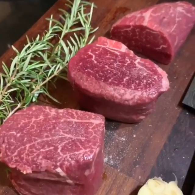 

TENDERLOIN WAGYU MB 5+ 1Kg Healthy Wagyu