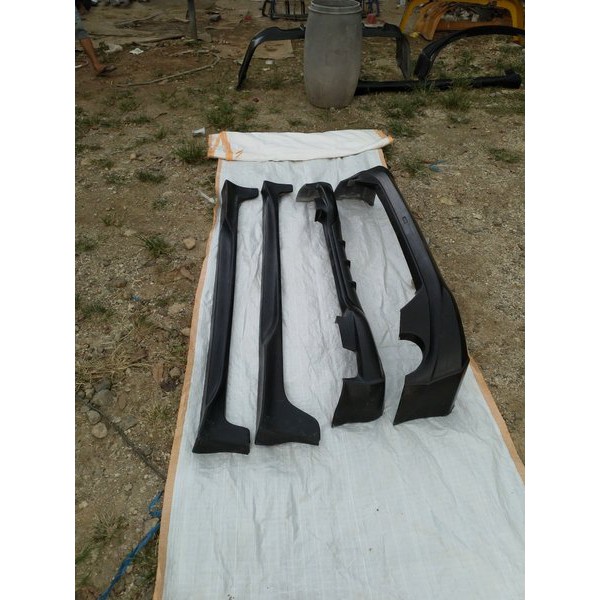 BODYKIT NEW AGYA TRD 2018 1200 CC .