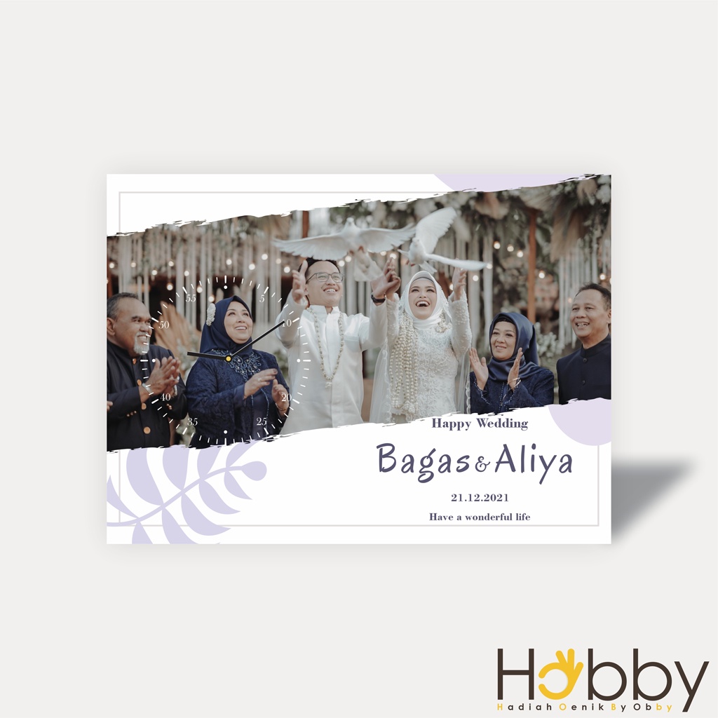 JAM DINDING CUSTOM KAYU FOTO NAMA KADO WEDDING UNIK HADIAH PERNIKAHAN MEJA DUDUK ENGAGEMENT AESTETIK