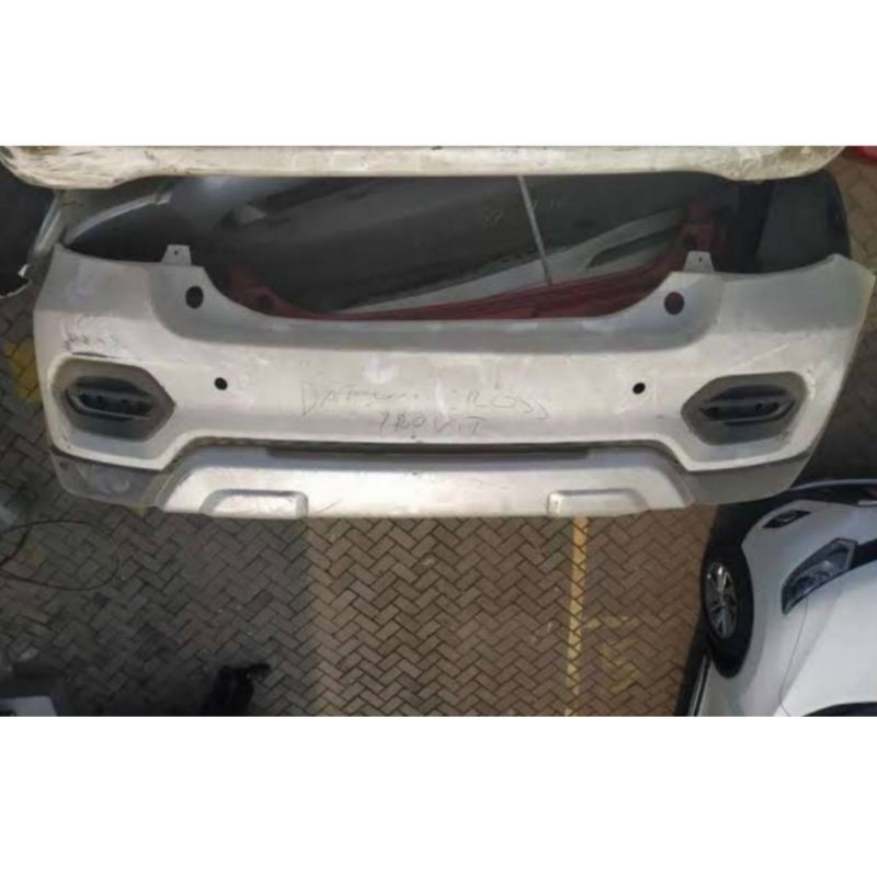 Bemper bumper belakang datsun cross
