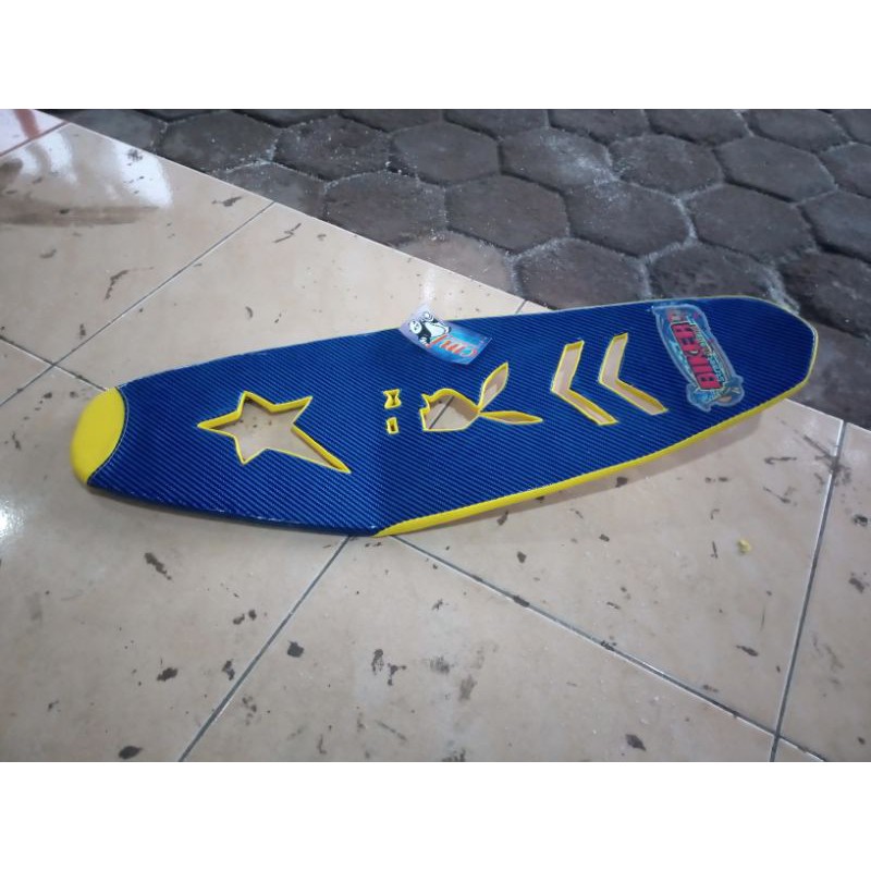 jok vega zr lubang karbon biru