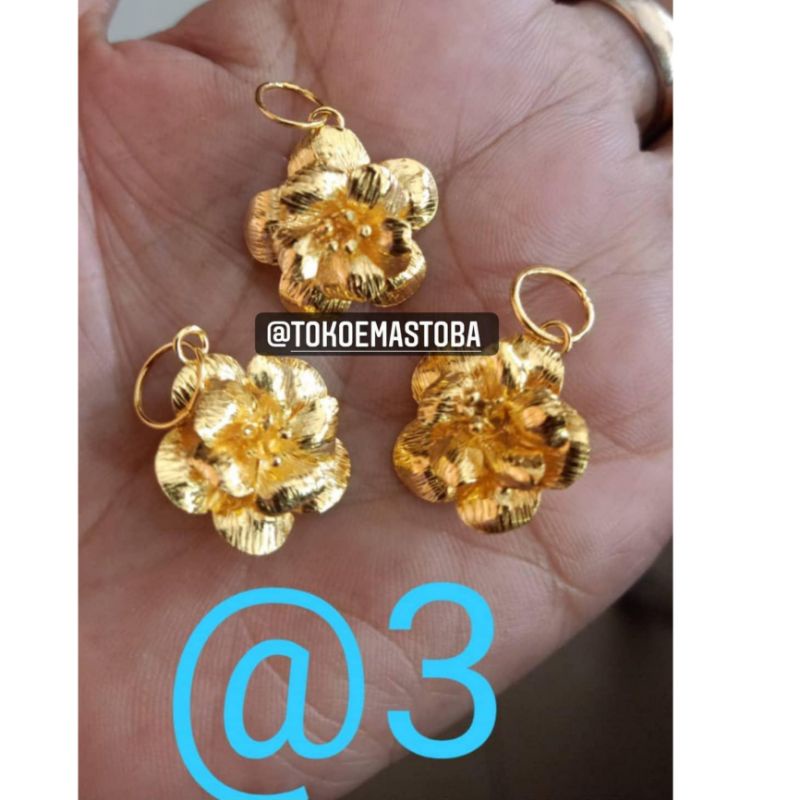 acc Liontin bunga mawar emas 24karat kadar 99.9%