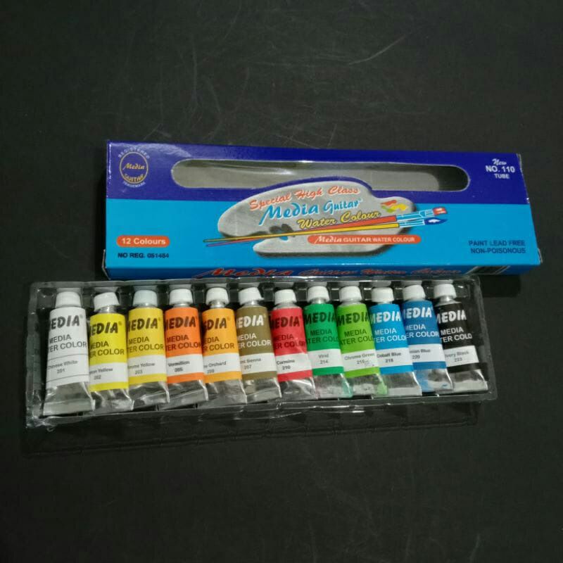 

Cat Lukis Guitar 110 kecil(Water colour)