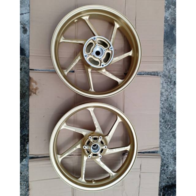 velg veleg velek pelek CBR 250 RR ABS original AHM K64