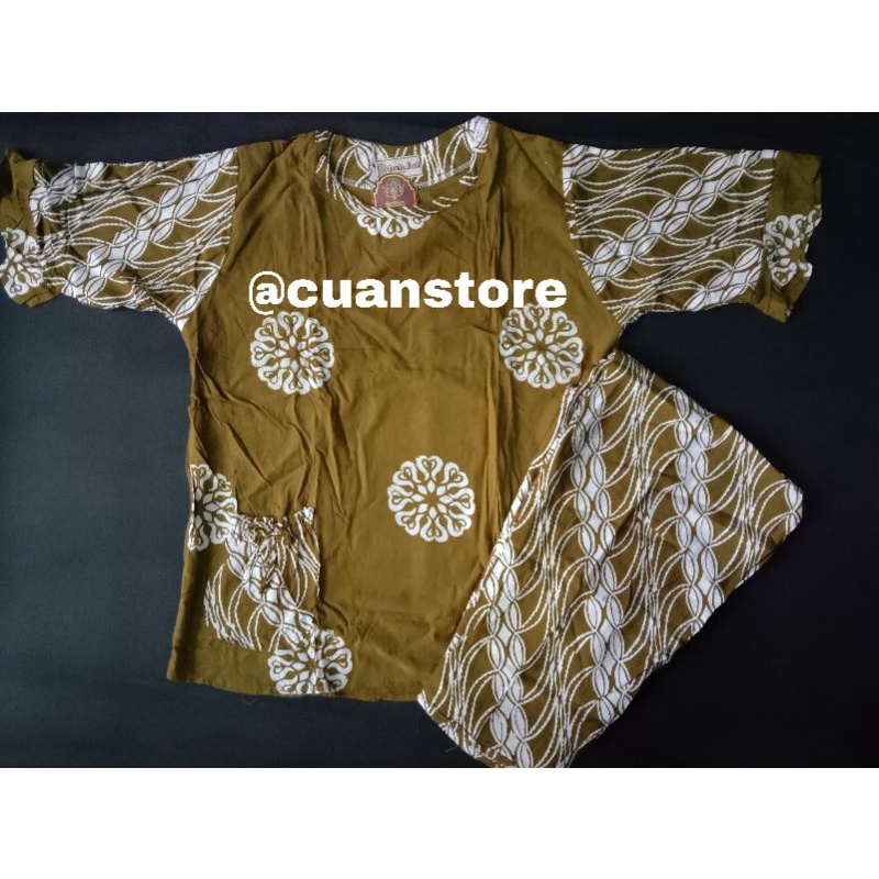 Setelan Celana Panjang Baju Tidur Qonita Batik Hijau