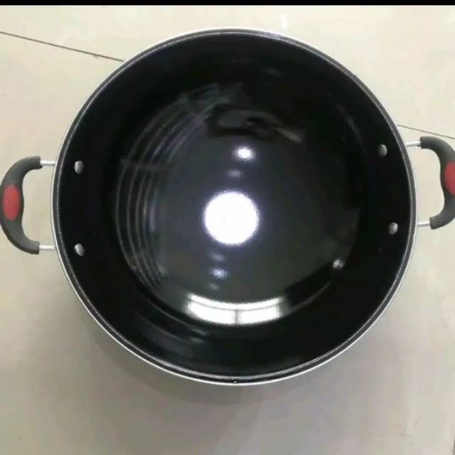 Wajan anti lengket / kwali enamel