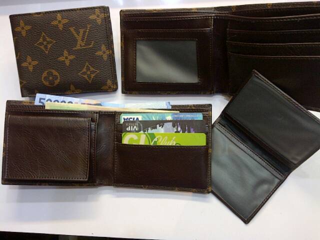 Dompet lipat