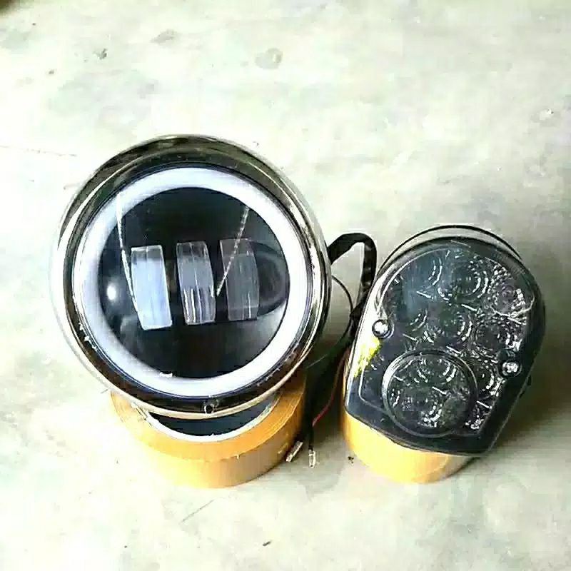 LAMPU DEPAN HONDA C70 SET STOPAN LED C70 LAMPU DAYMEKER HONDA C70 lampu daymaker set stopan led c70