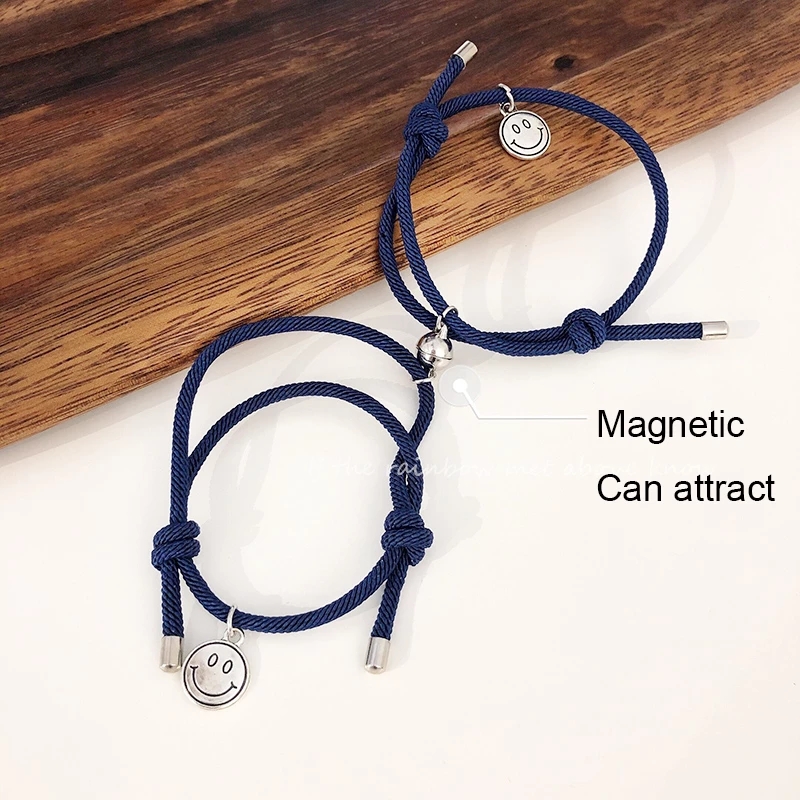 1 Pasang Gelang Tali Kepang Magnetik Dapat Disesuaikan Motif Smile Face Untuk Pasangan