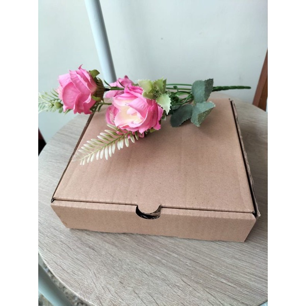 

Kotak Coklat Hampers Tambahan