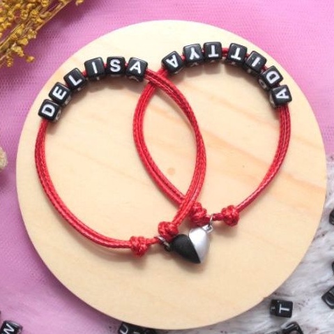 (COD)GELANG MAGNET COUPLE BENTUK LOVE TALI KOREA MERAH ANTI AIR Gelang couple / gelang nama /gelang inisial/ gelang Costum / gelang persahabatan / gelang huruf / gelang murah